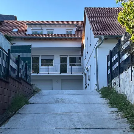 Dachterrassen-oase Pfaelzer Wald & Weinregion Apartment *